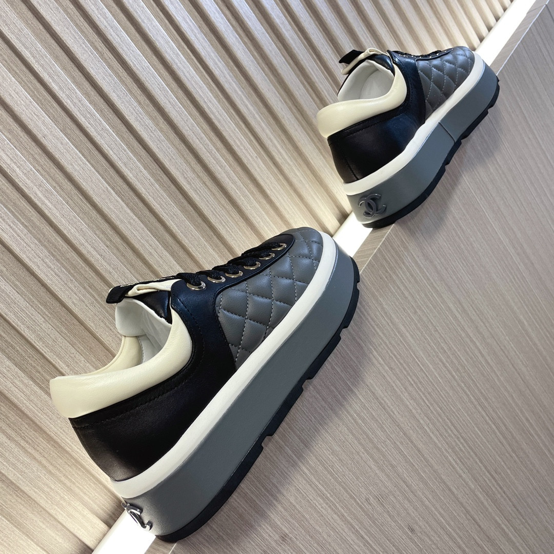 UA Ch*el SNEAKERS