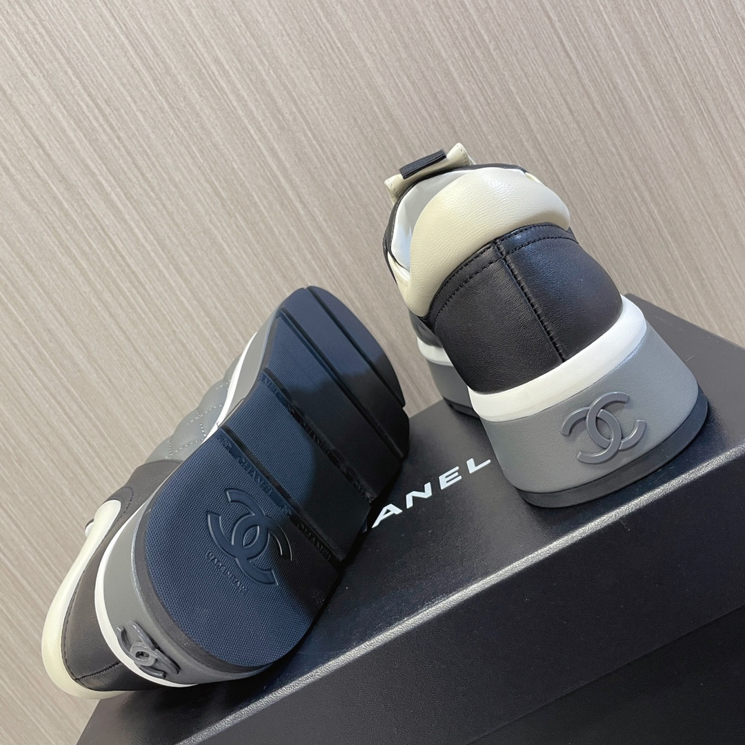 UA Ch*el SNEAKERS