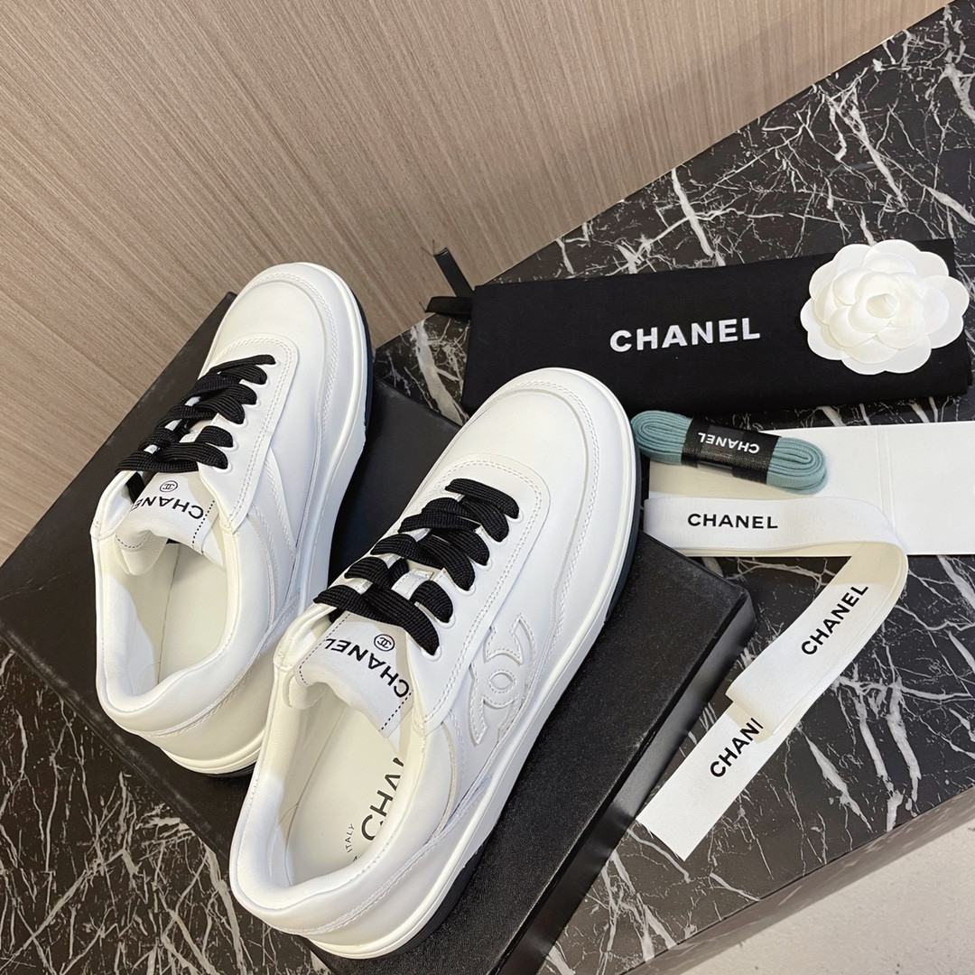 UA Ch*el SNEAKERS calfskin