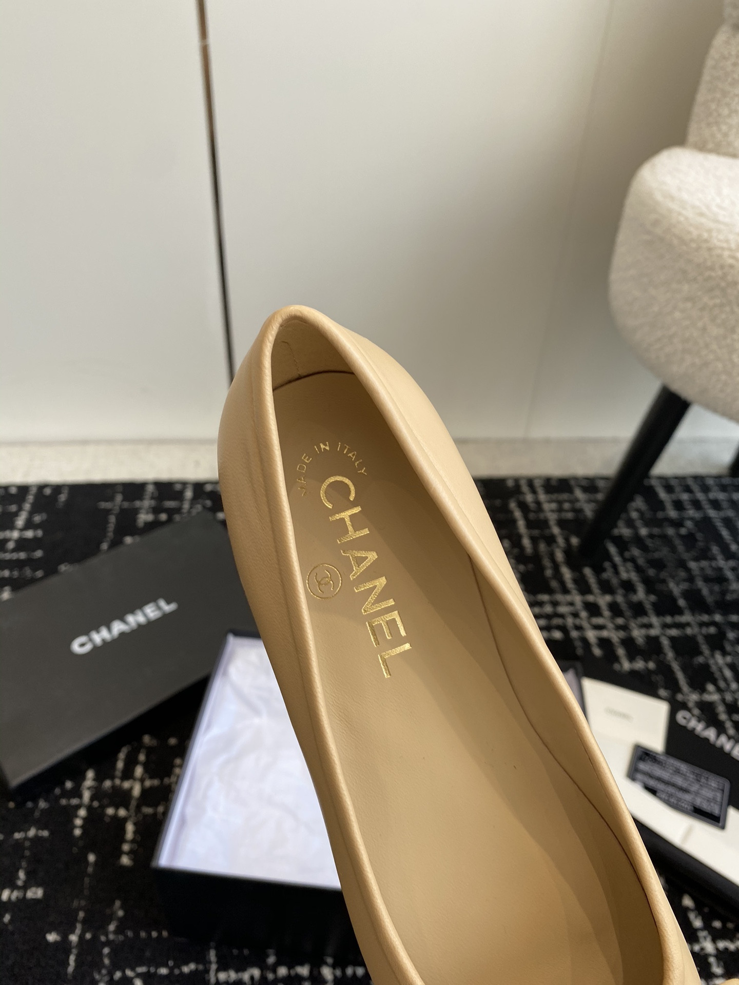 UA Ch*el VINTAGE BALLET FLATS