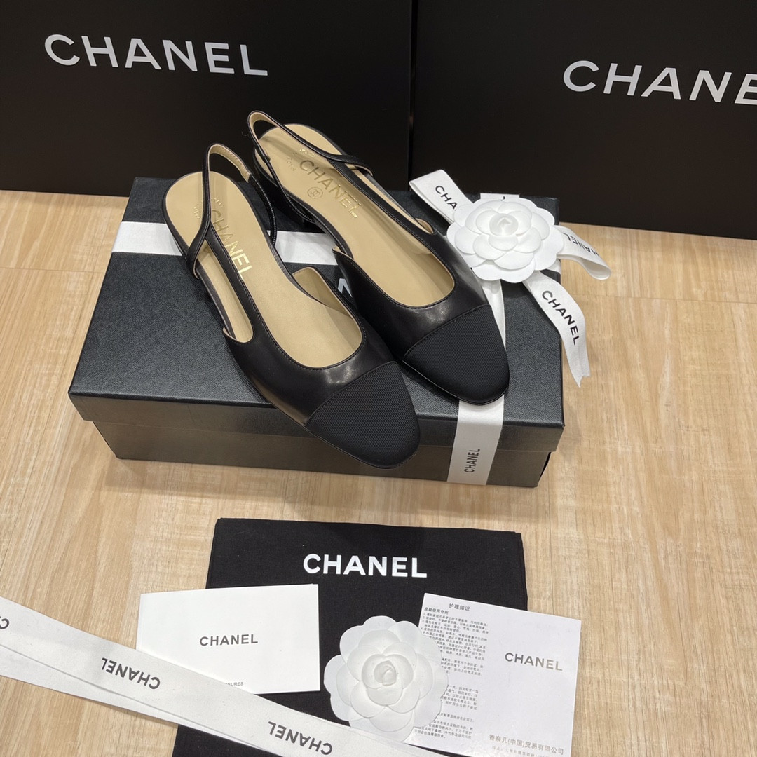 UA Ch*el SLINGBACKS FLAT