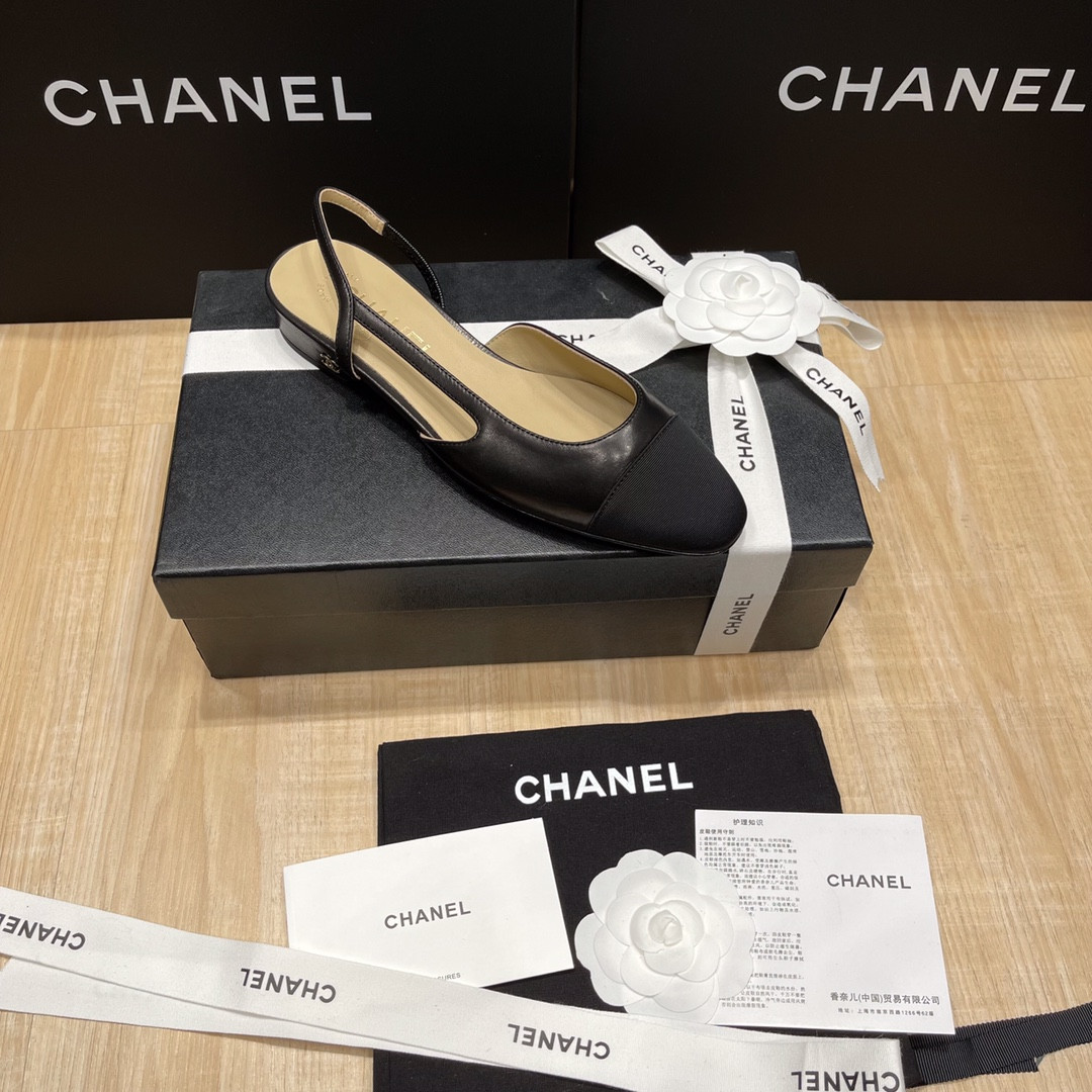 UA Ch*el SLINGBACKS FLAT