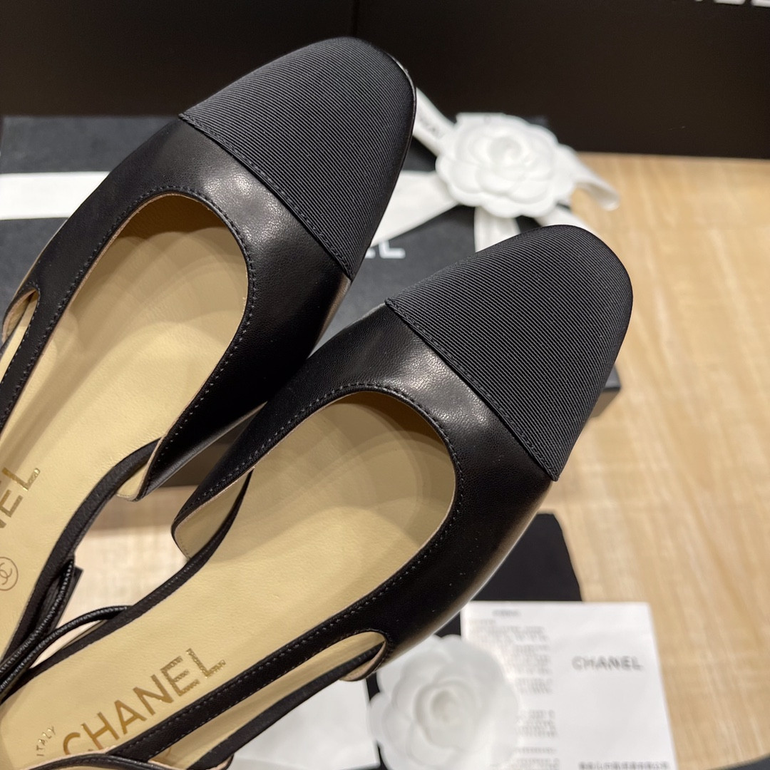 UA Ch*el SLINGBACKS FLAT