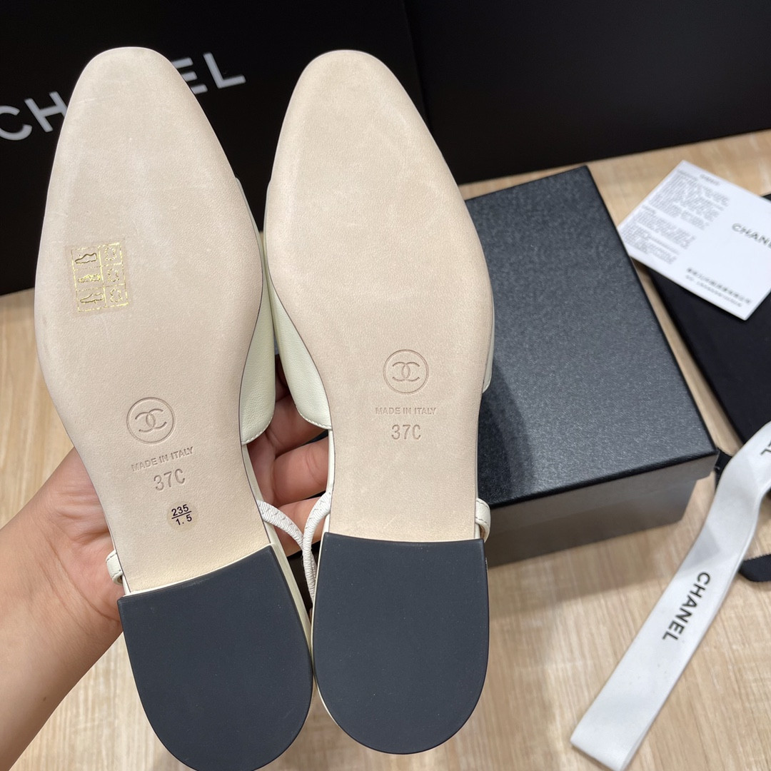 UA Ch*el SLINGBACKS FLAT
