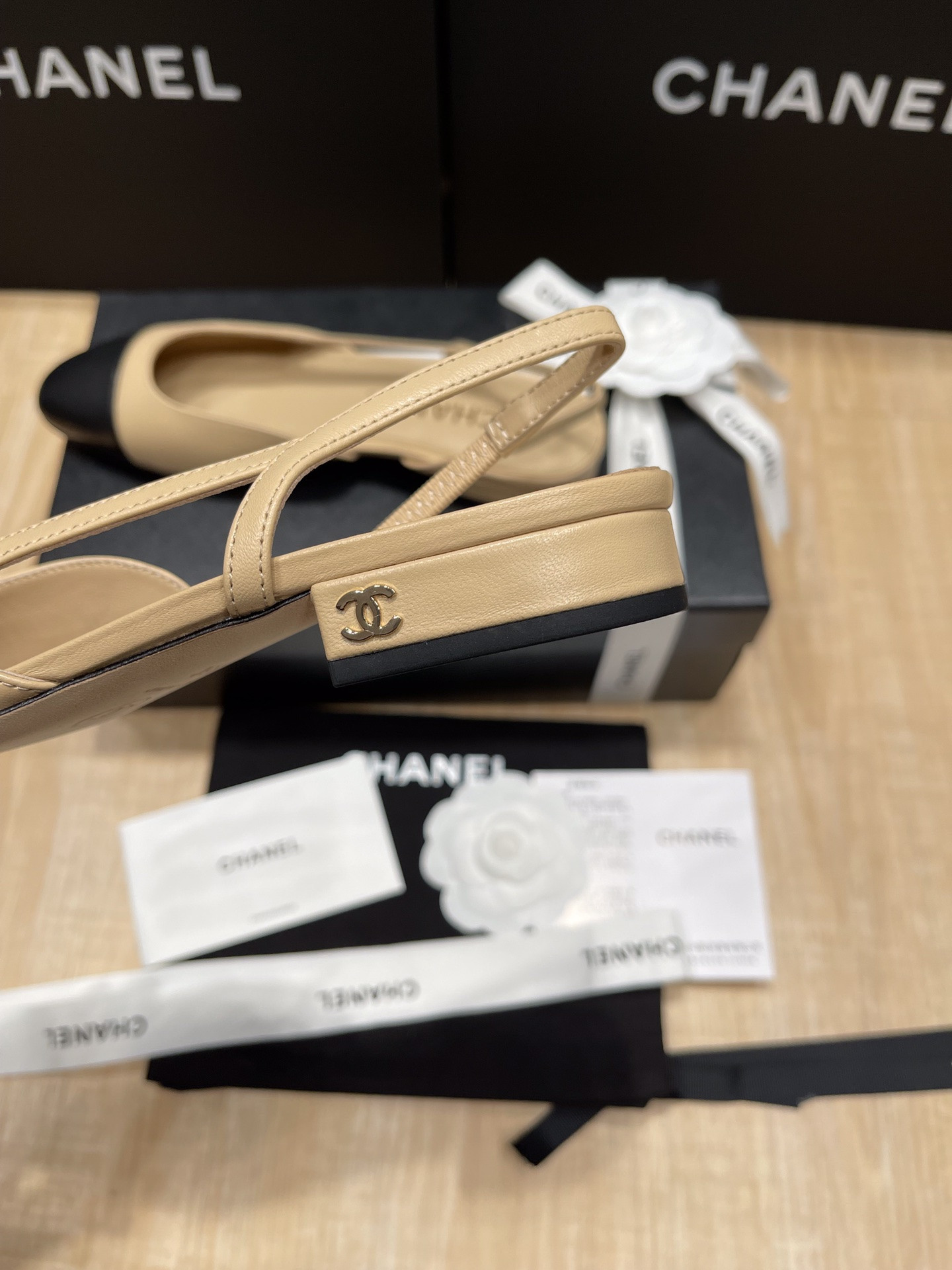 UA Ch*el SLINGBACKS FLAT