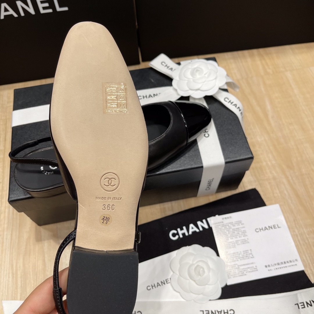 UA Ch*el SLINGBACKS FLAT