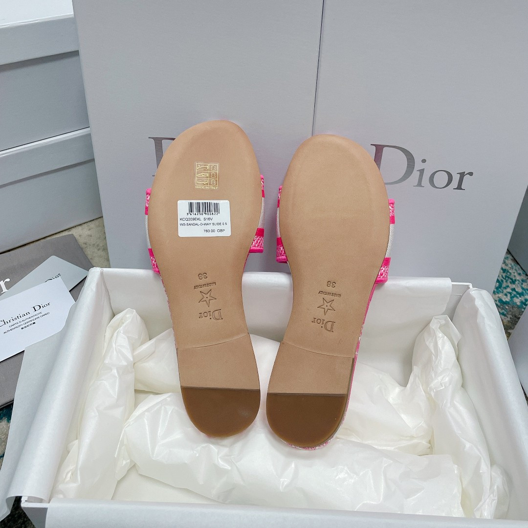UA D*0r Dway Slide