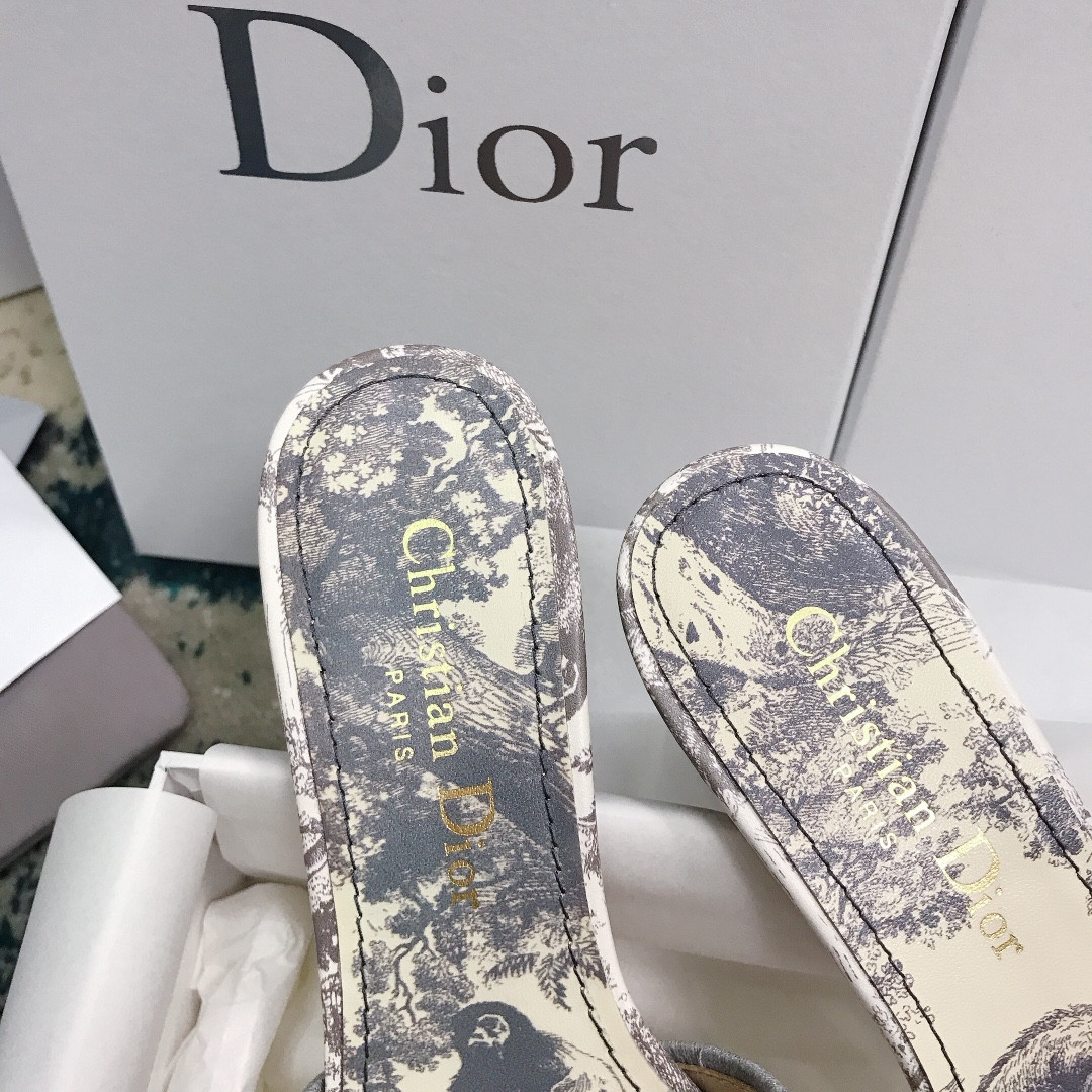 UA D*0r Dway Heeled Slide