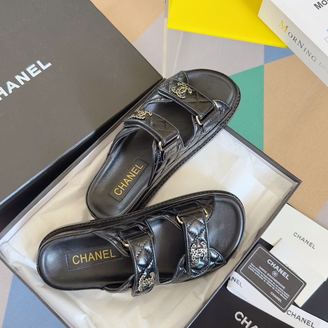 UA Ch*el SLIDES