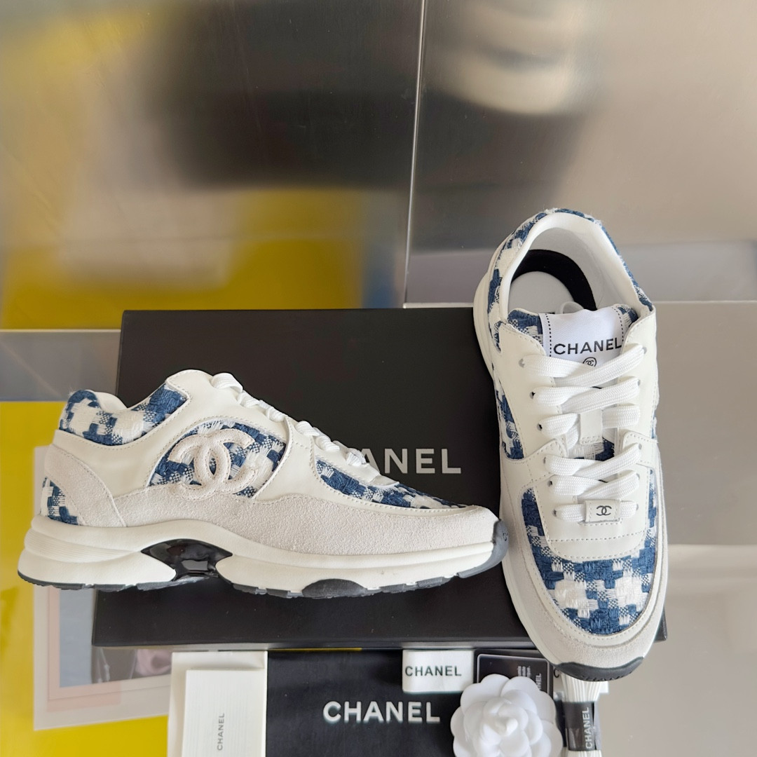 UA Ch*el SNEAKER