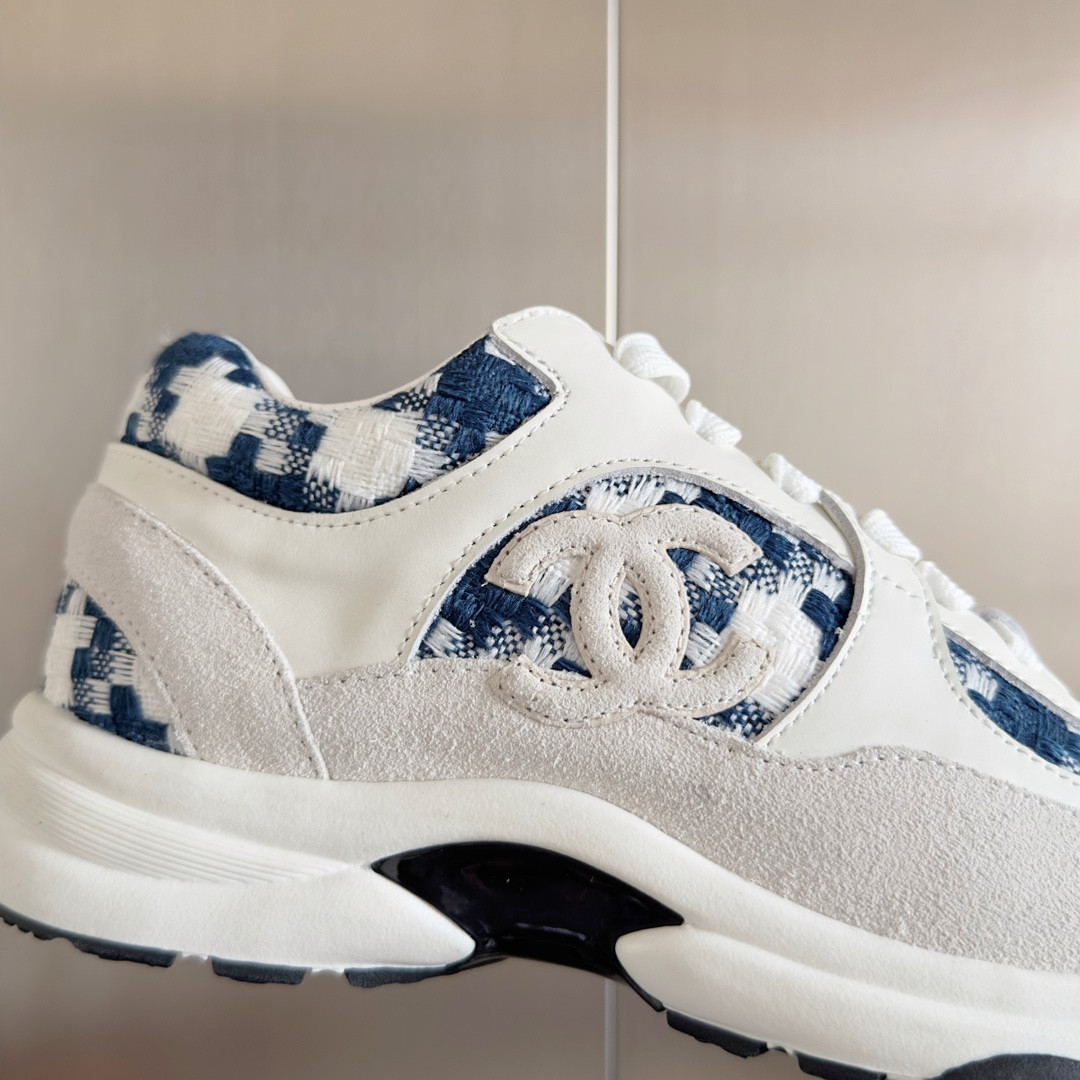 UA Ch*el SNEAKER