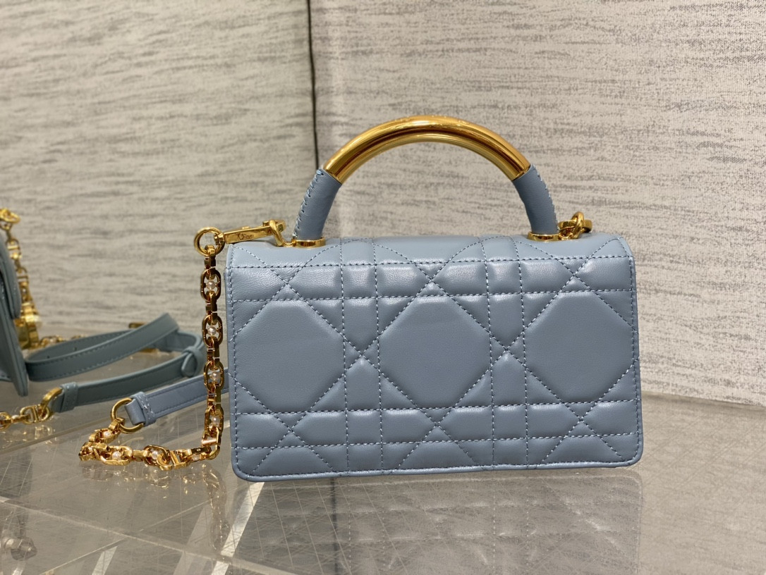 D*0r Small Ange Bag Blue Latte Macrocannage Calfskin 20 x 12 x 5 cm