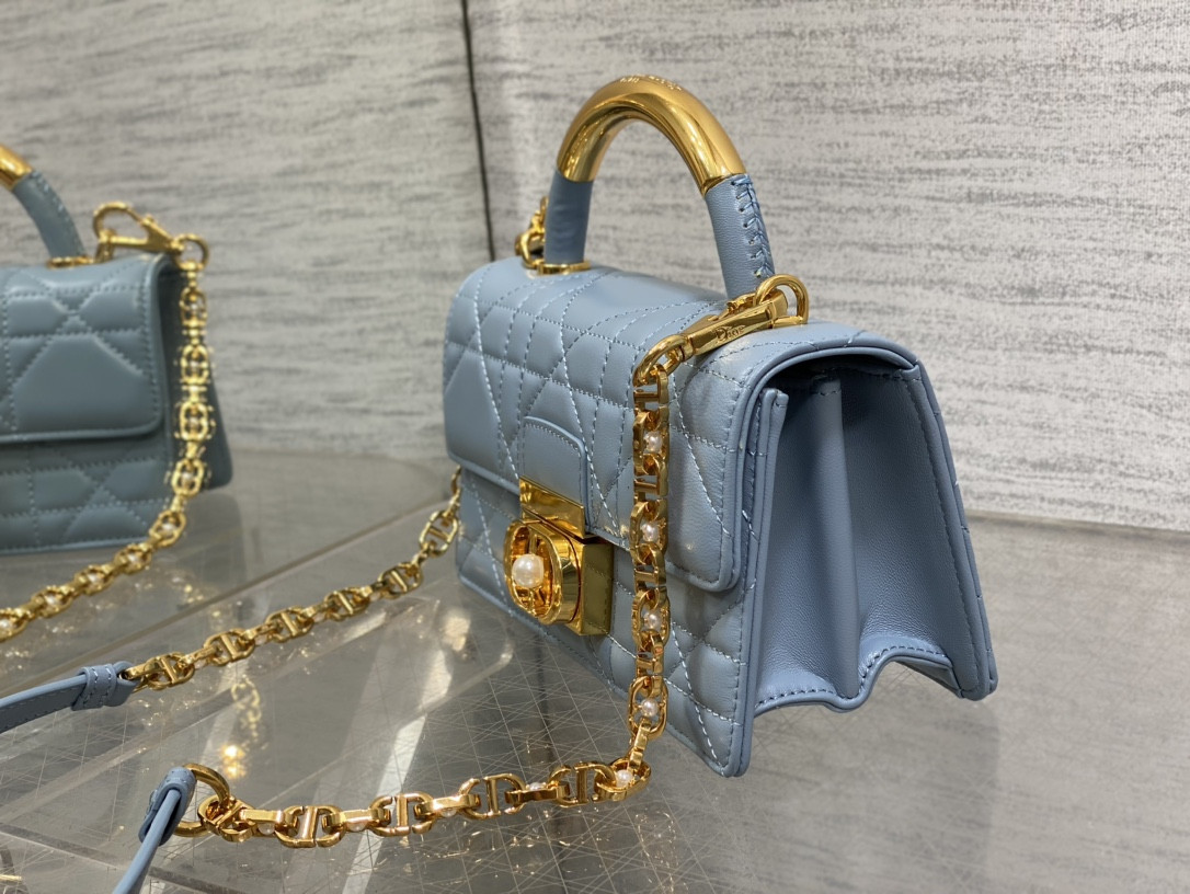 D*0r Small Ange Bag Blue Latte Macrocannage Calfskin 20 x 12 x 5 cm