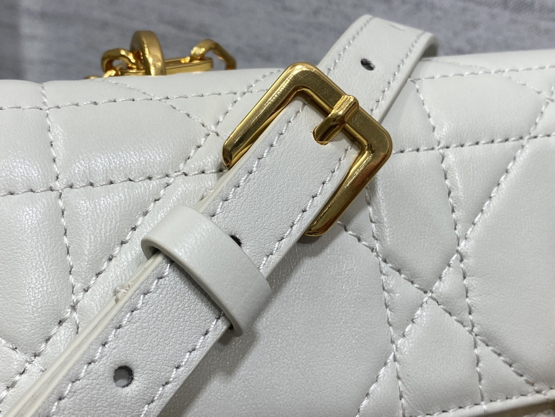 D*0r Mini D*0r Ange Bag Latte Macrocannage Calfskin 20 x 12 x 5 cm