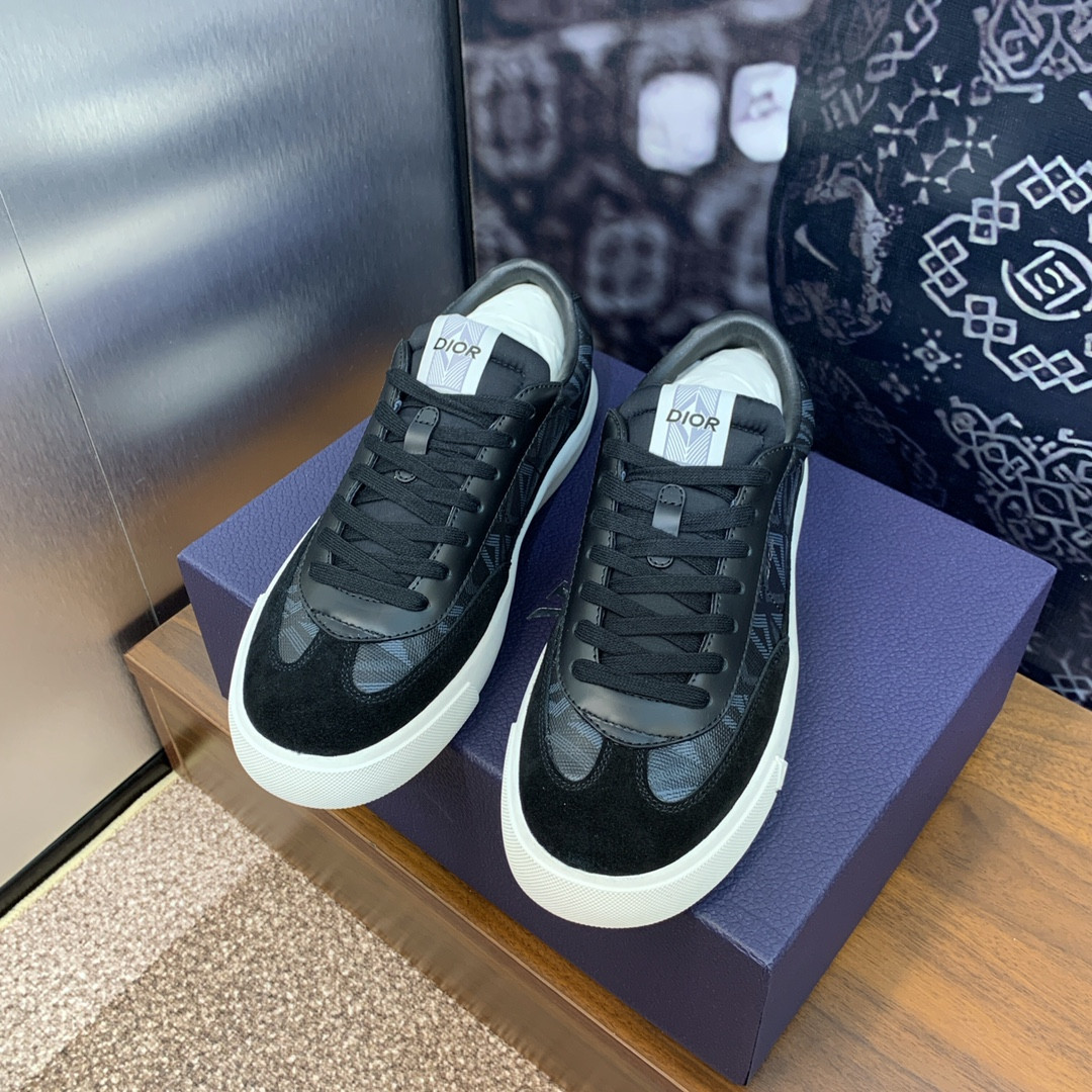 UA D*0r B101 Sneaker
