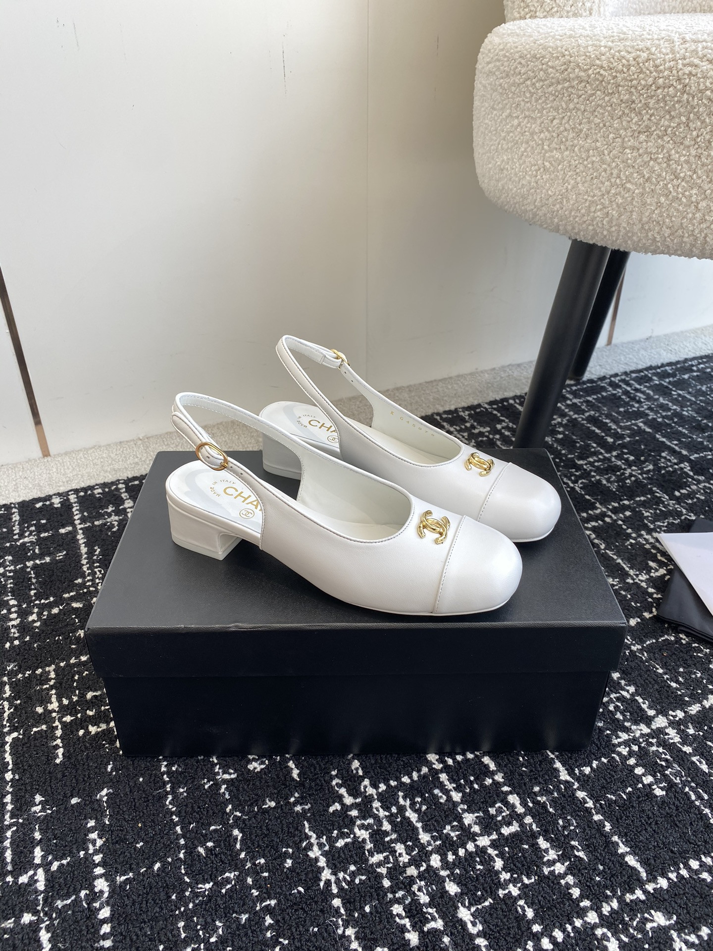 UA Ch*el SLINGBACKS