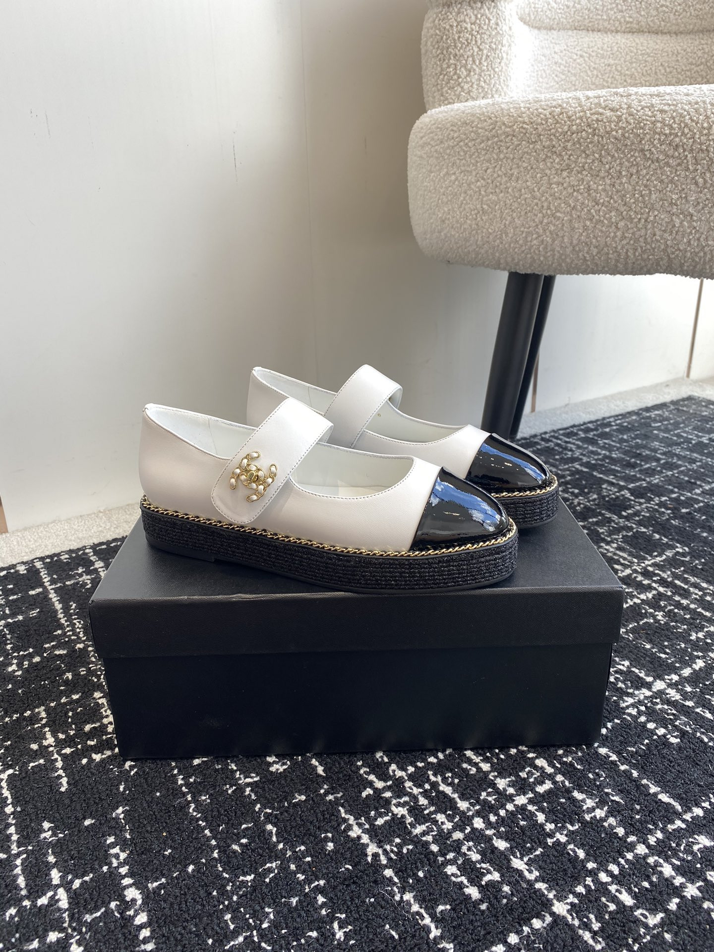 UA Ch*el MARY JANES