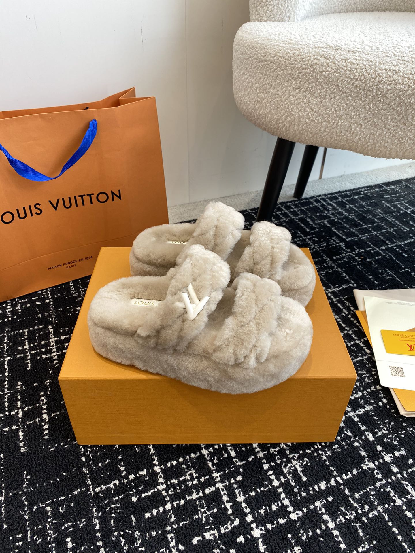 UA LV Sunset Platform Comfort Mule