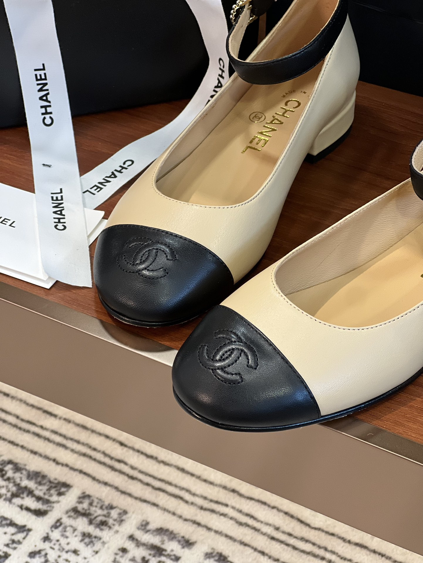 UA Ch*el MARY JANES
