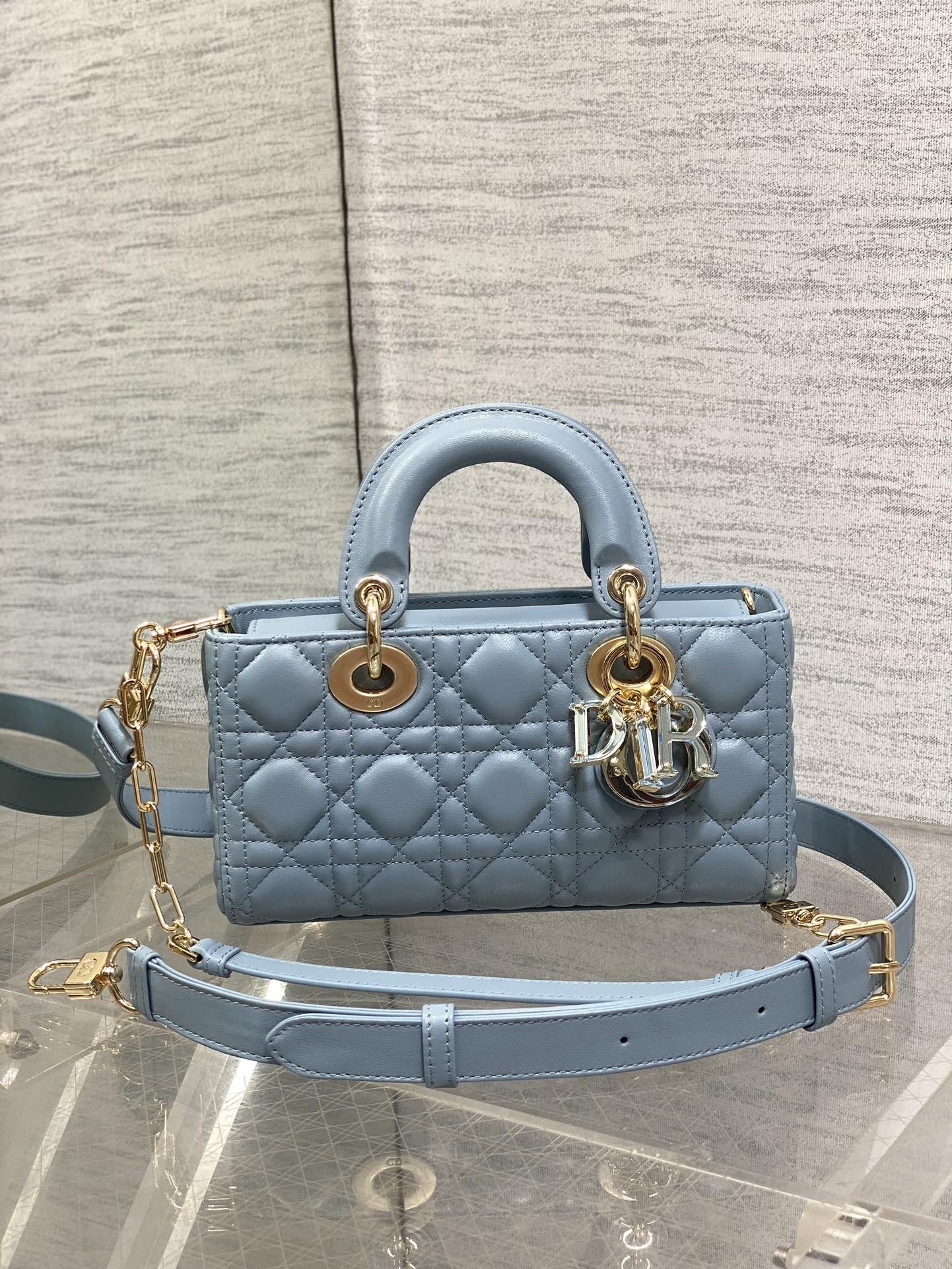 D*0r SAMLL D-JOY BAG 22.5 x 6 x 11.5CM