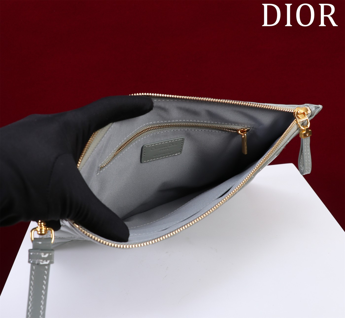 Large D*0r Caro Daily Pouch 30 x 21.5 cm