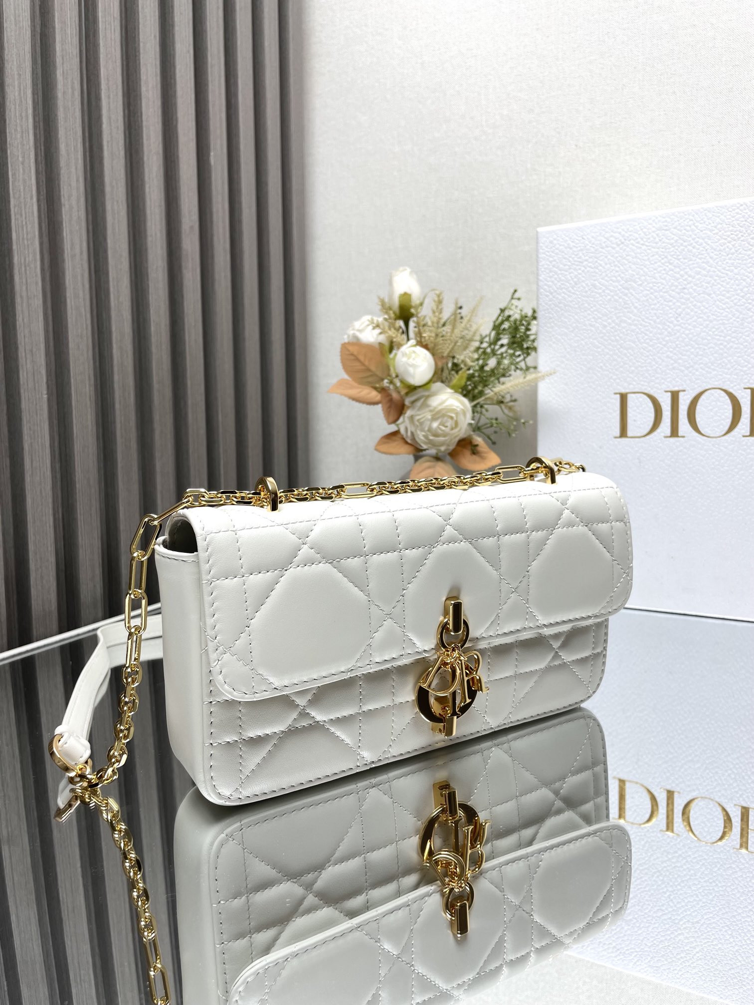 D*0r Miss Daisy Mini Bag 22 x 12.5 x 4 cm