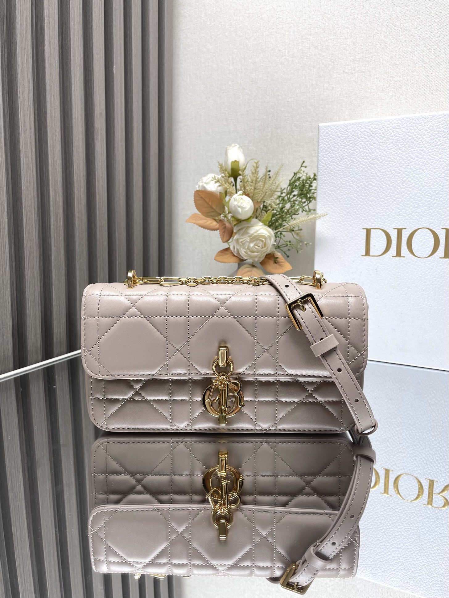 D*0r Miss Daisy Mini Bag 22 x 12.5 x 4 cm