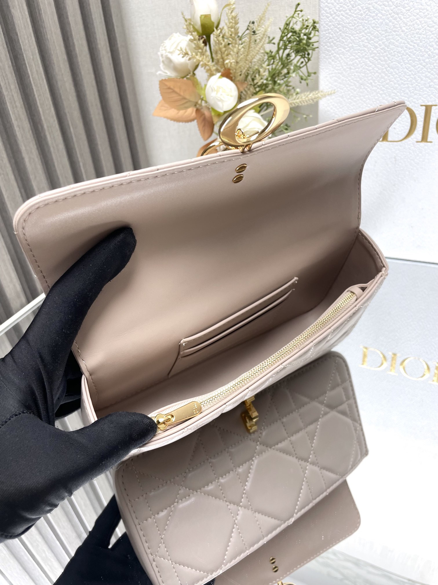 D*0r Miss Daisy Mini Bag 22 x 12.5 x 4 cm