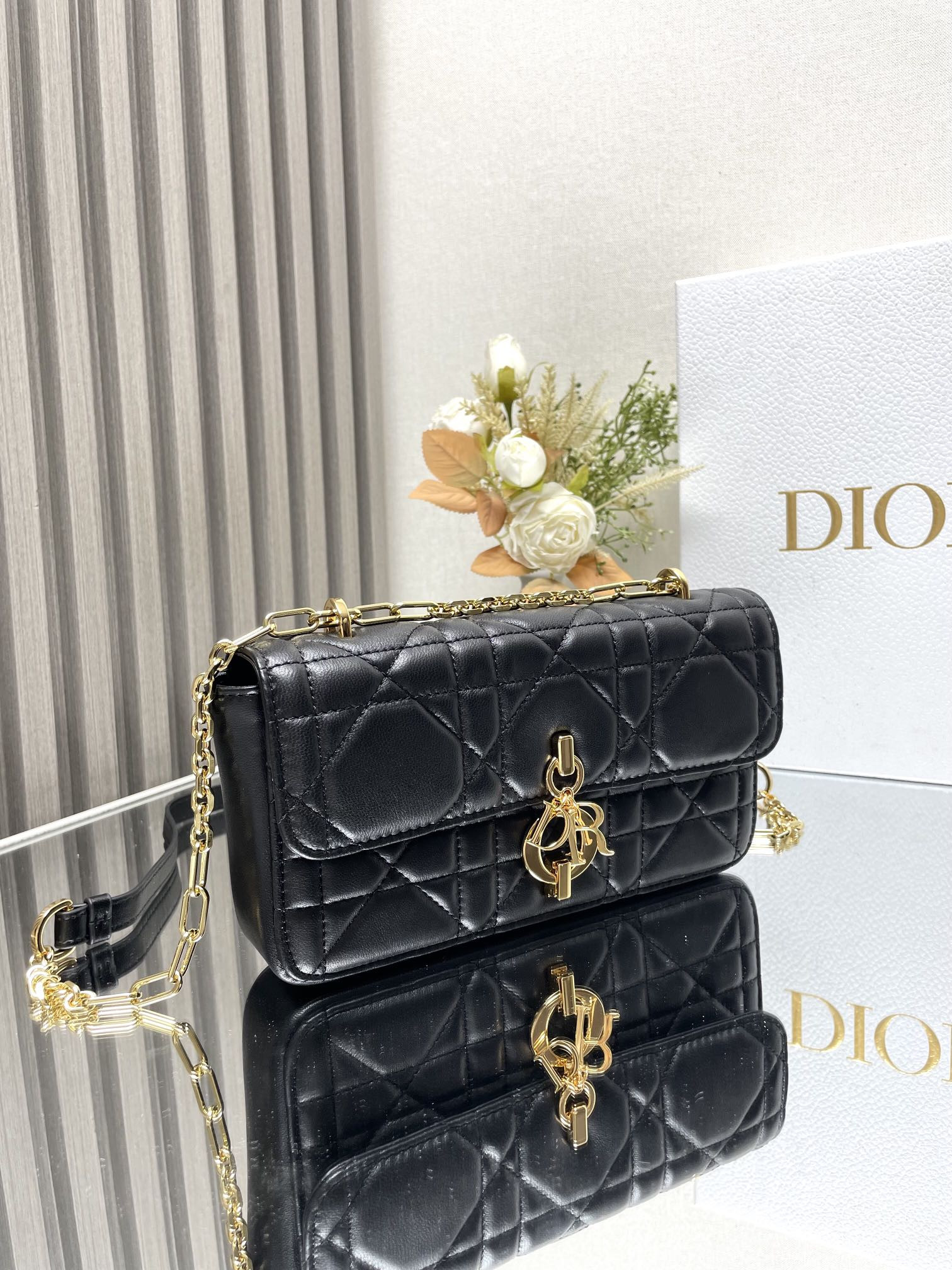 D*0r Miss Daisy Mini Bag 22 x 12.5 x 4 cm