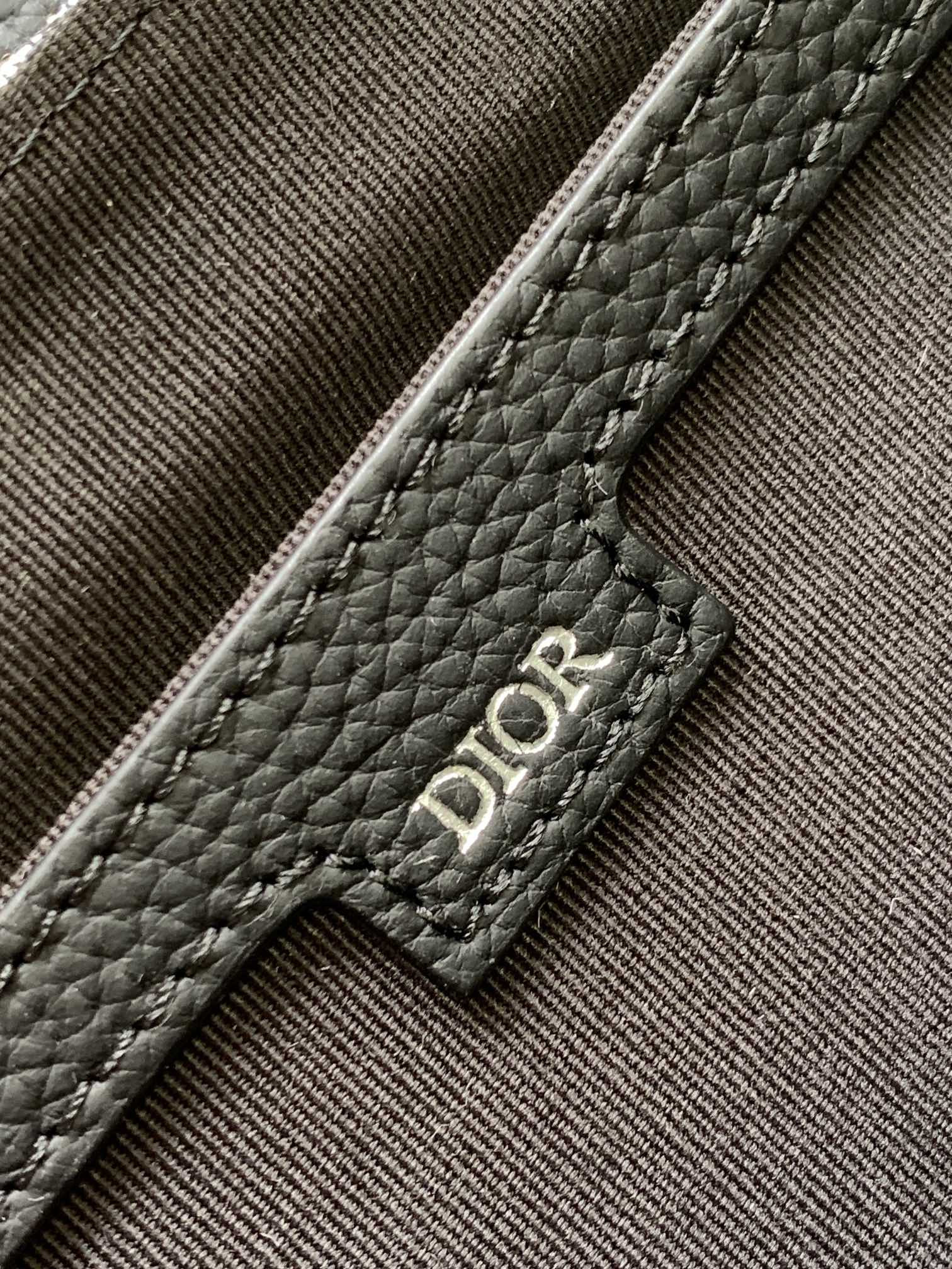 D*0r Saddle Messenger Bag 24 x 16.5 x 5.5 cm