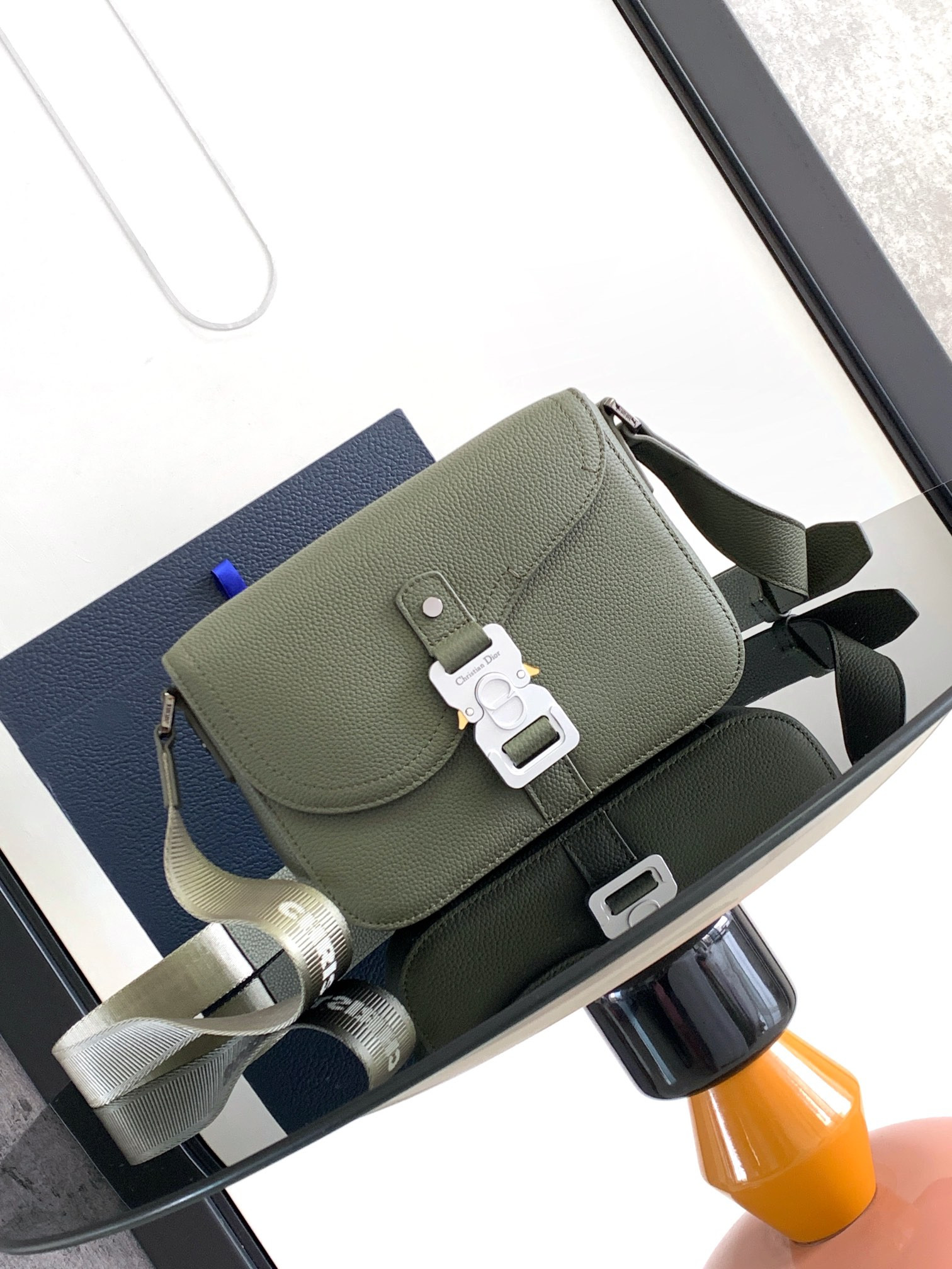 D*0r Saddle Messenger Bag 24 x 16.5 x 5.5 cm
