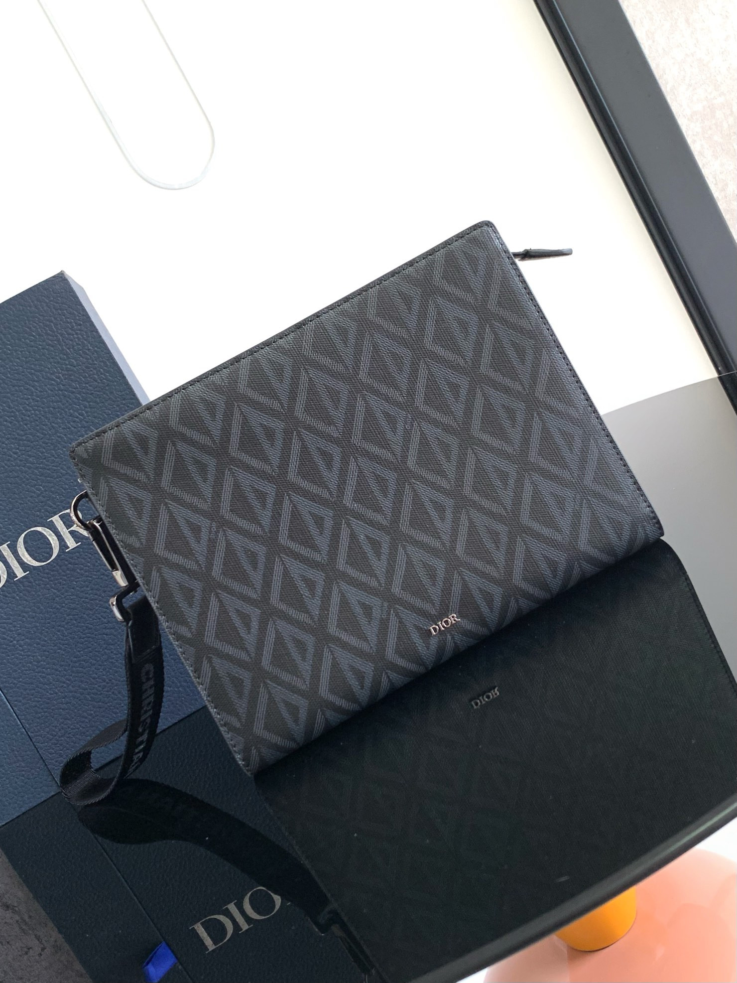 D*0r A5 Triangle Pouch 27 x 19.5 x 6 cm