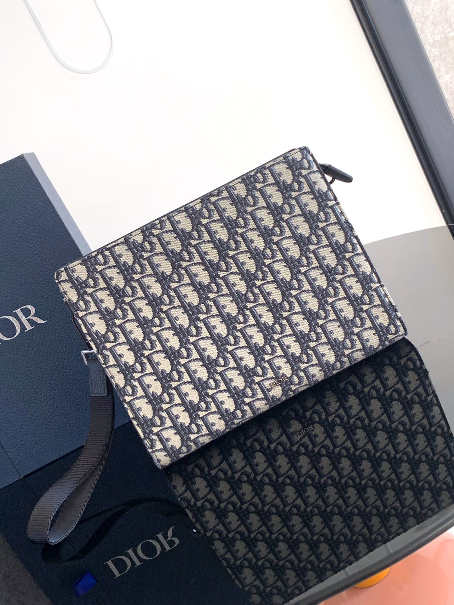 D*0r A5 Triangle Pouch 27 x 19.5 x 6 cm