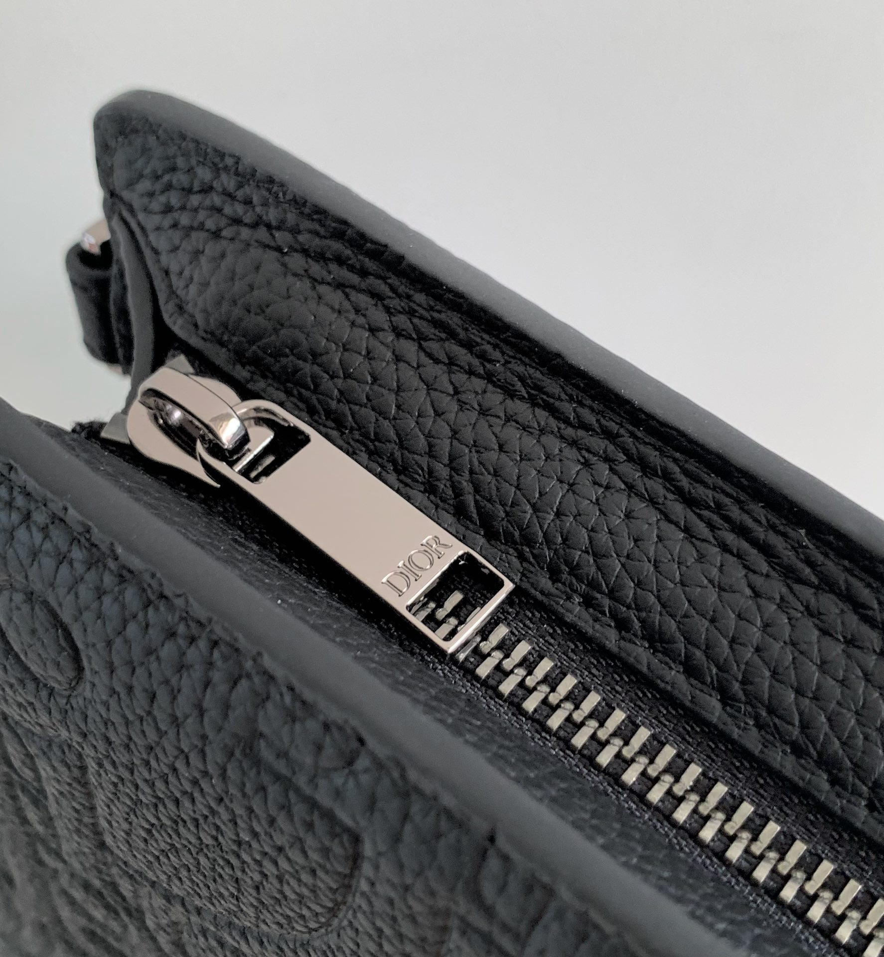 D*0r A5 Triangle Pouch 27 x 19.5 x 6 cm