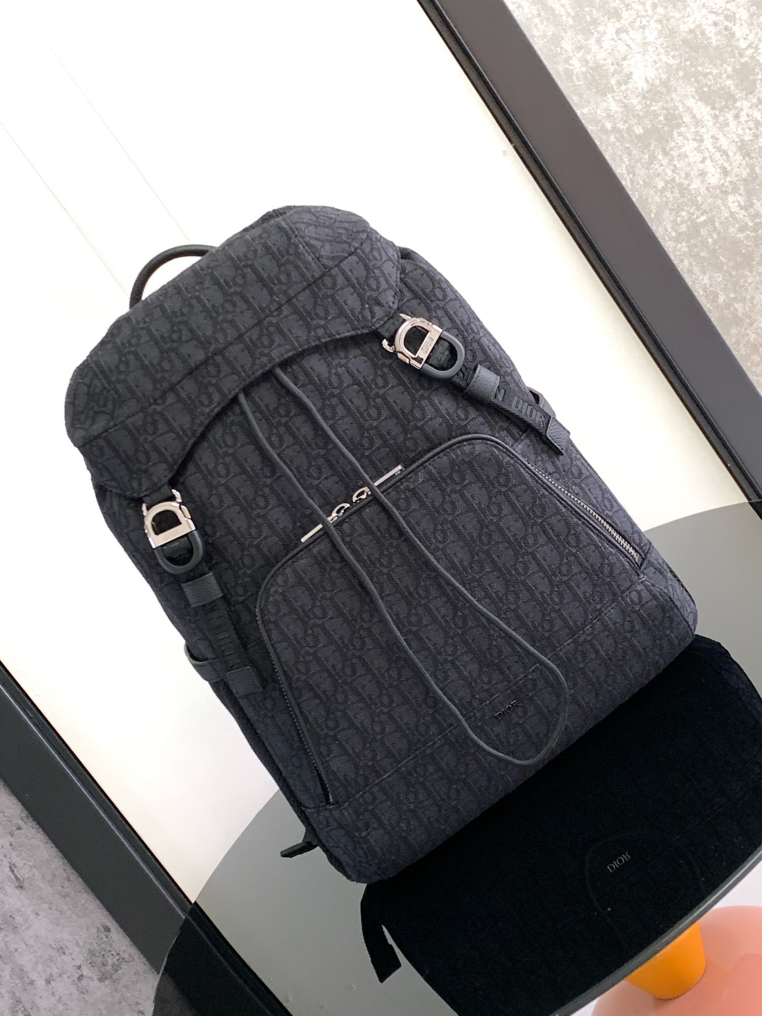 D*0r 8 Backpack with Flap Black D*0r Oblique Jacquard 31 x 48 x 16.5 cm
