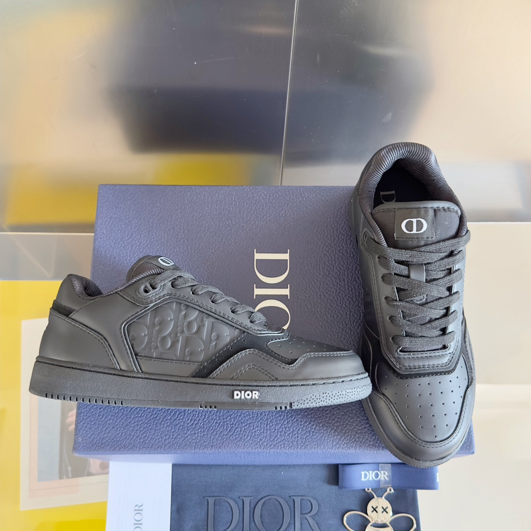 UA D*0r B27 Sneaker