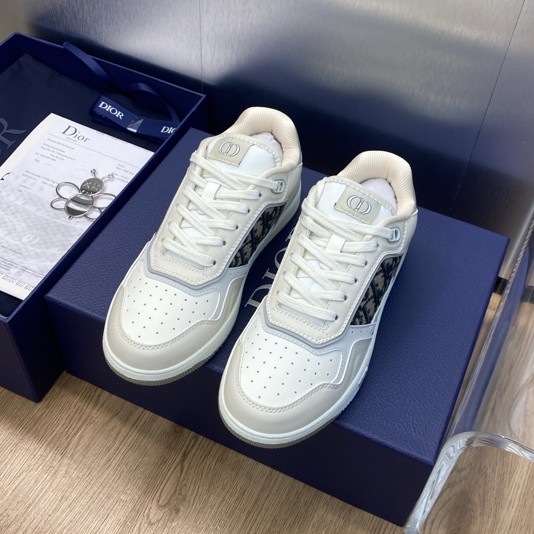UA D*0r B27 Sneaker