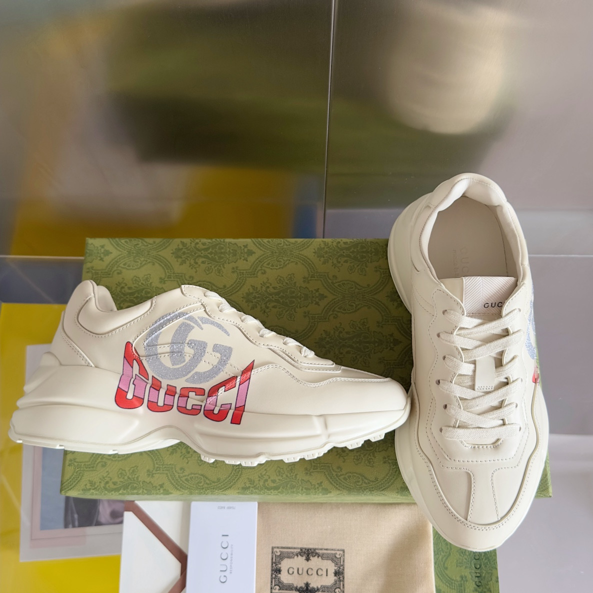 UA G*u*i Rhyton Sneaker