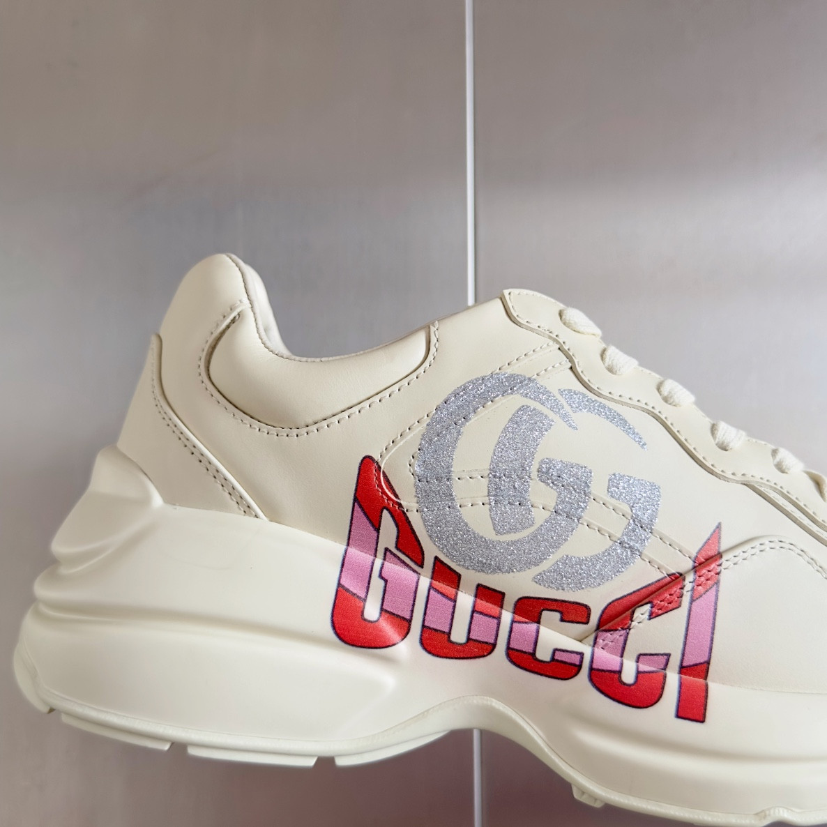 UA G*u*i Rhyton Sneaker