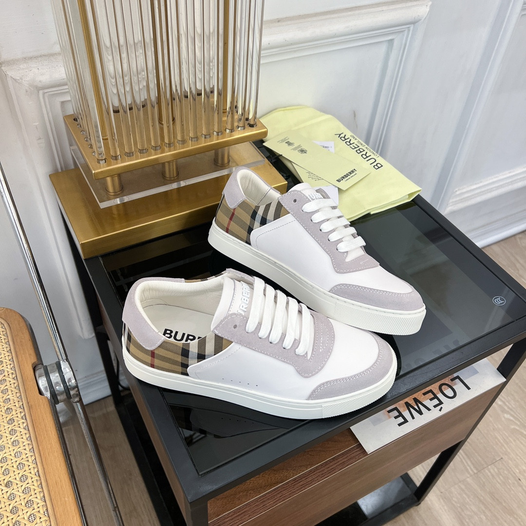 UA B**rry Sneakers