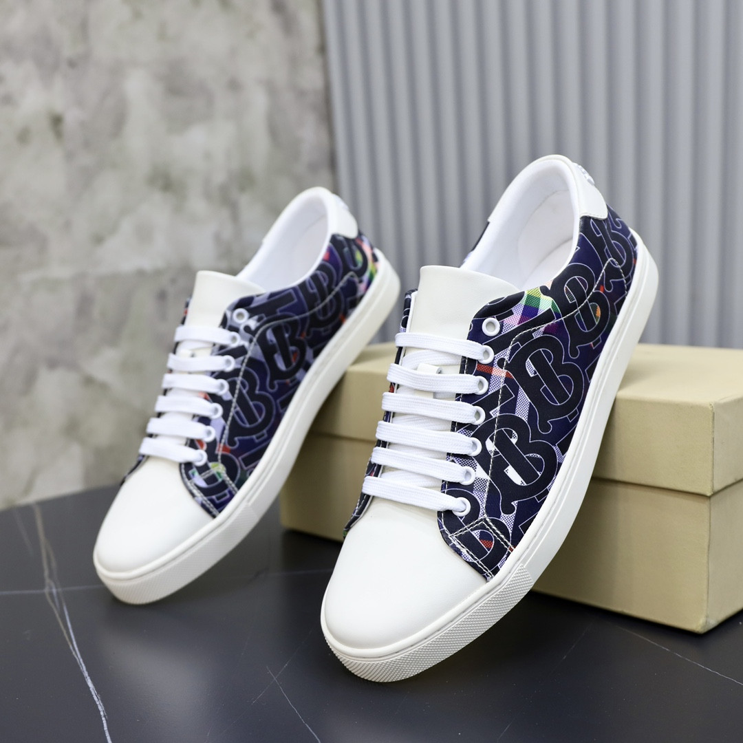 UA B**rry Sneakers