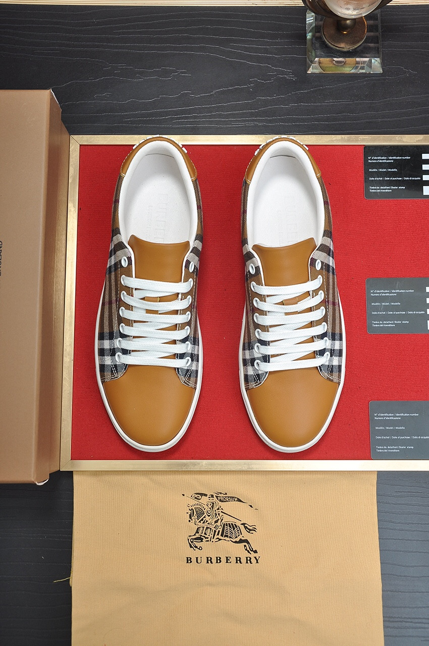 UA B**rry Check Sneakers
