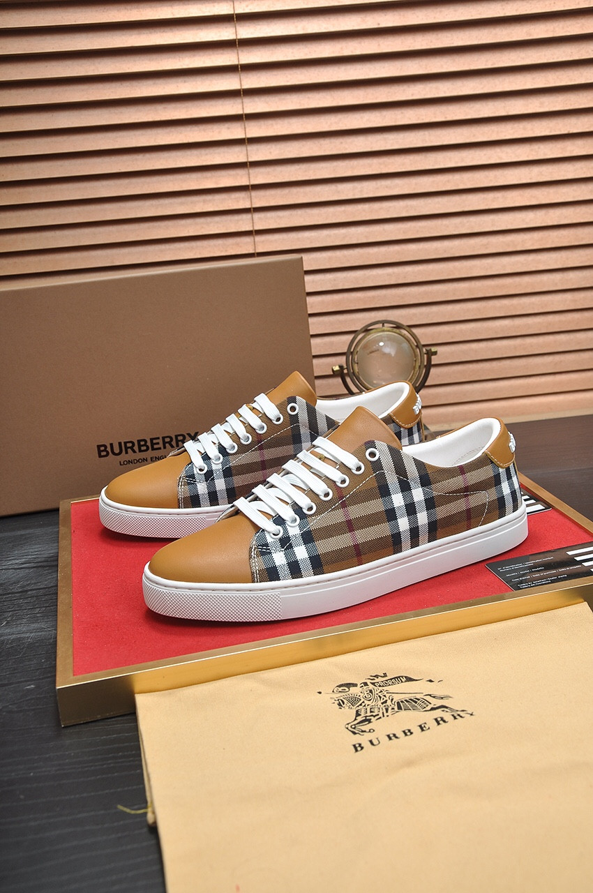 UA B**rry Check Sneakers