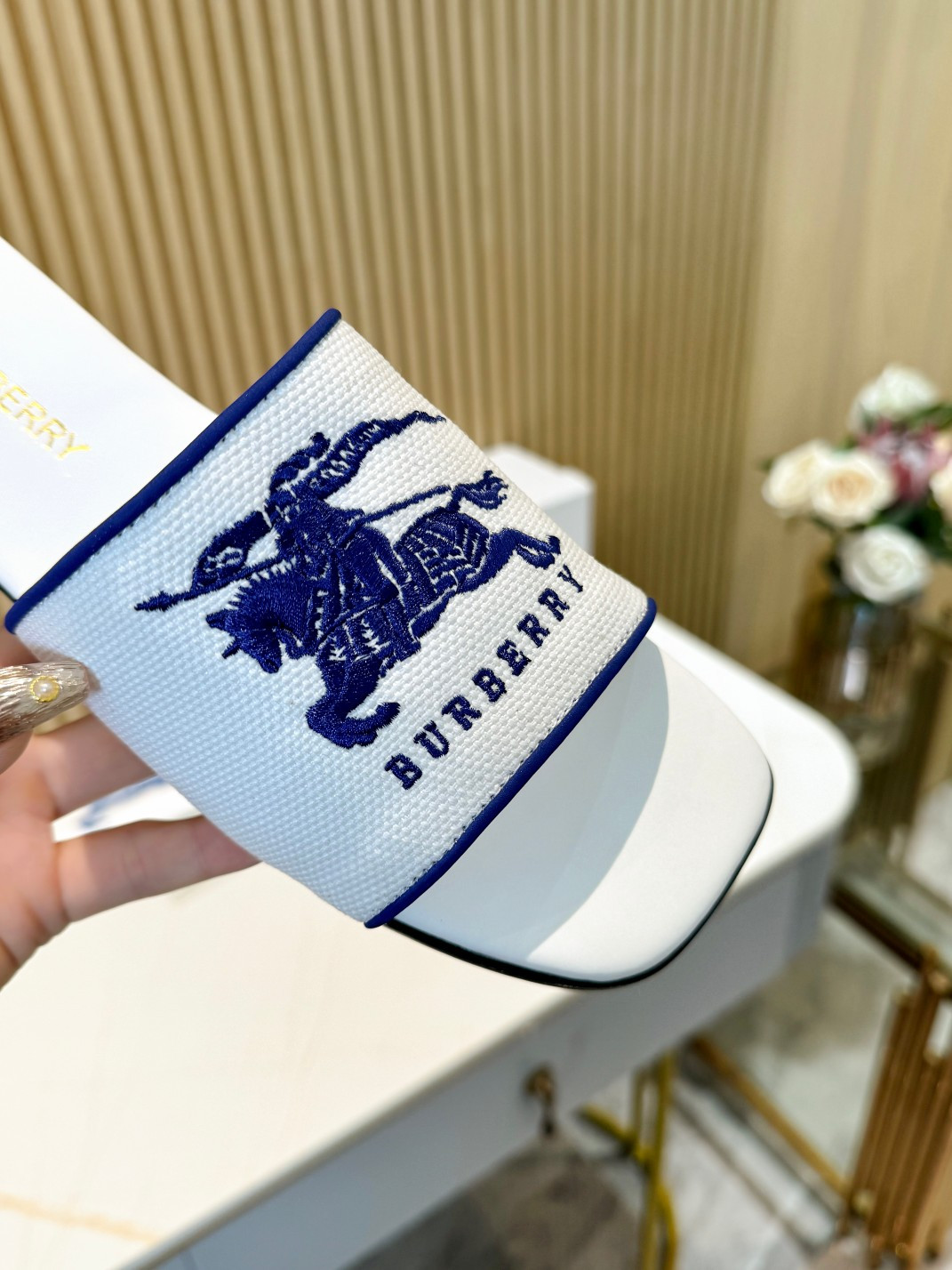 UA B**rry Slides