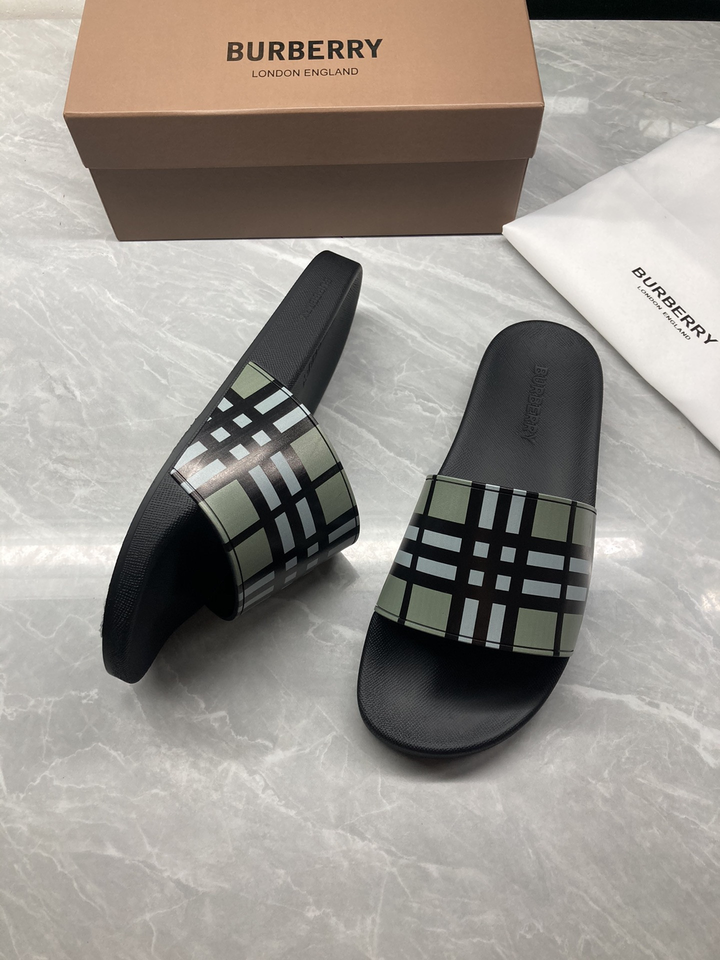 B**rry Check Slides