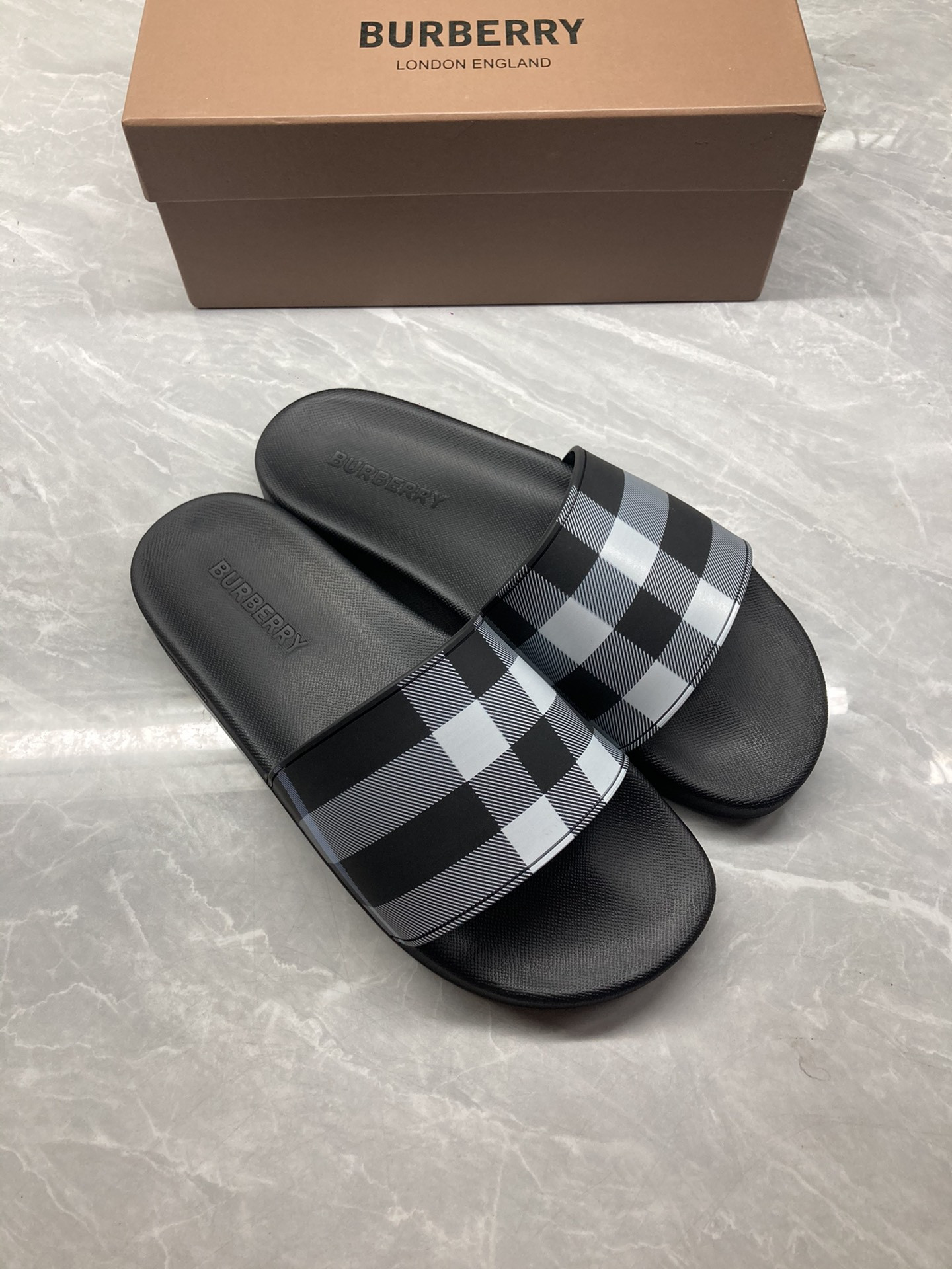B**rry Check Slides