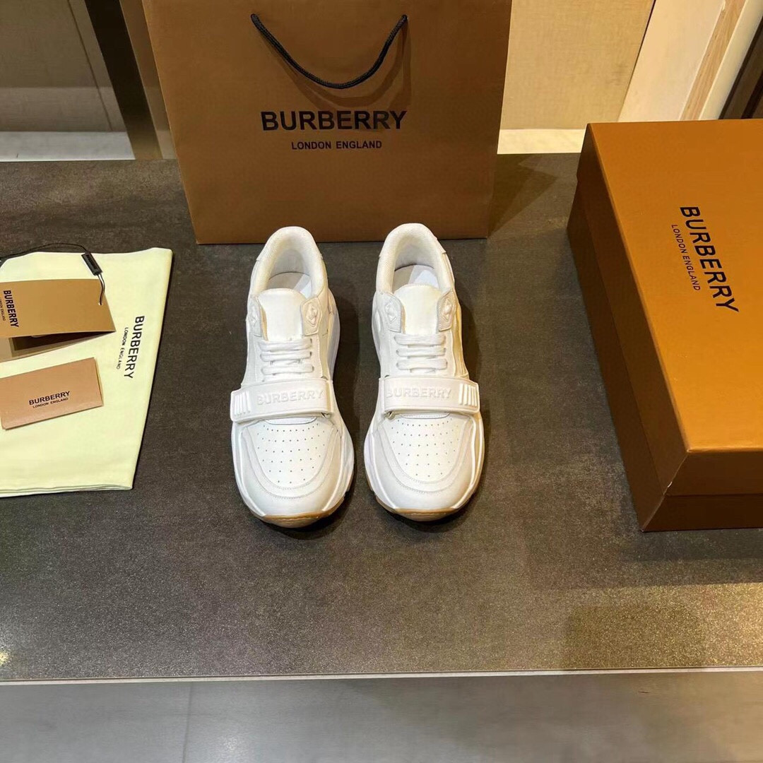 UA B**rry Sneakers