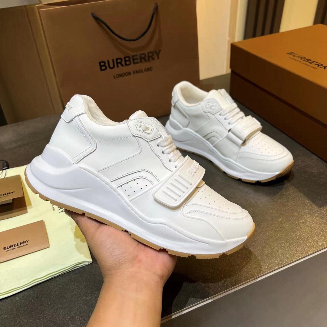 UA B**rry Sneakers