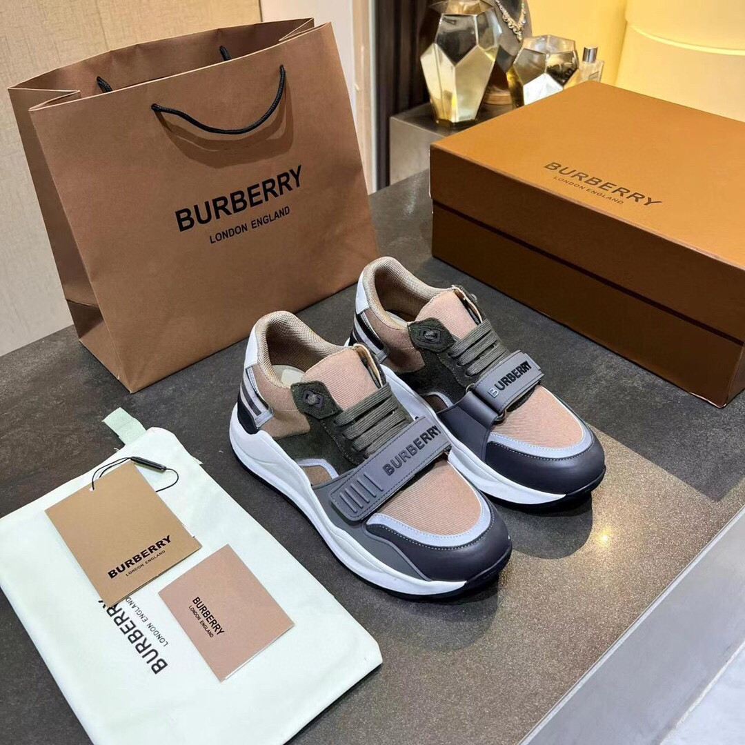UA B**rry Sneakers