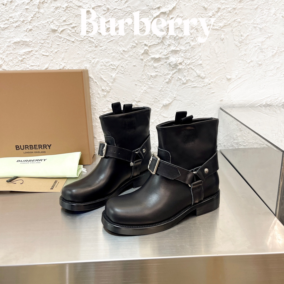 UA B**rry Boots